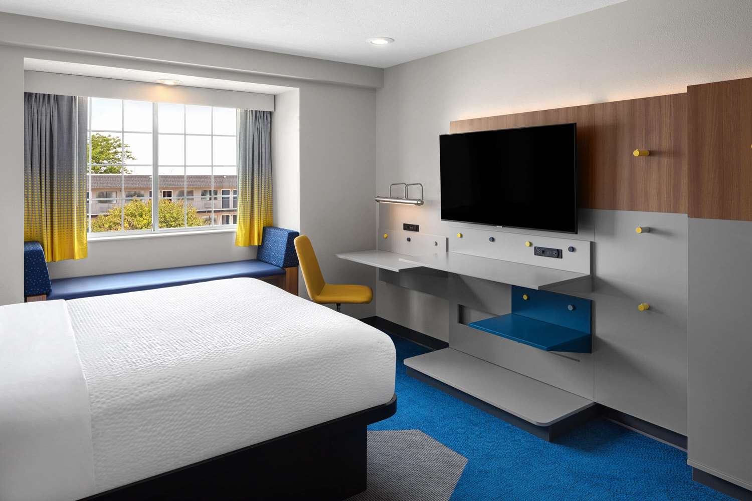 Microtel Inn Suites by Wyndham Rapid City 17/48