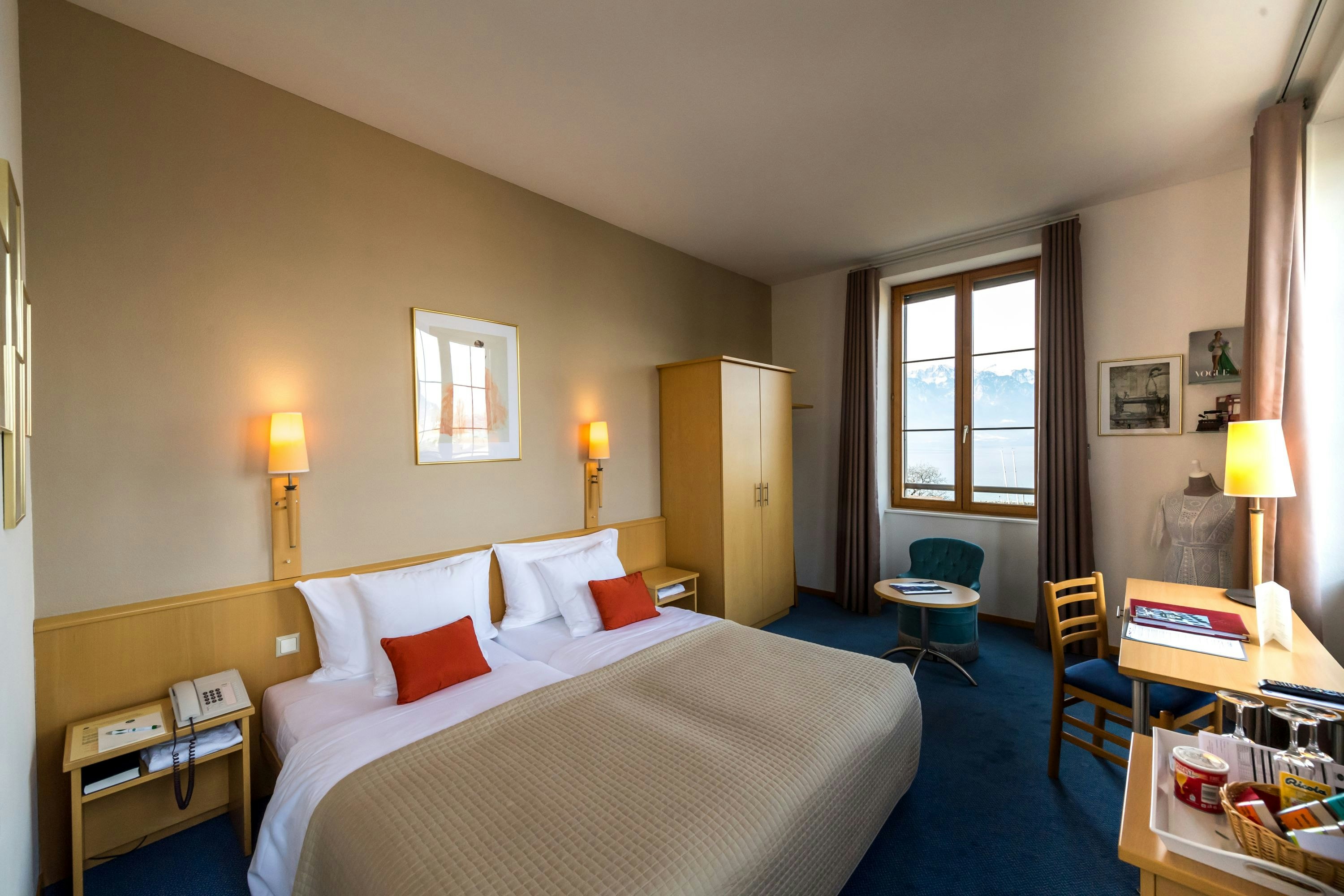 Hotel Bon Rivage 6/24