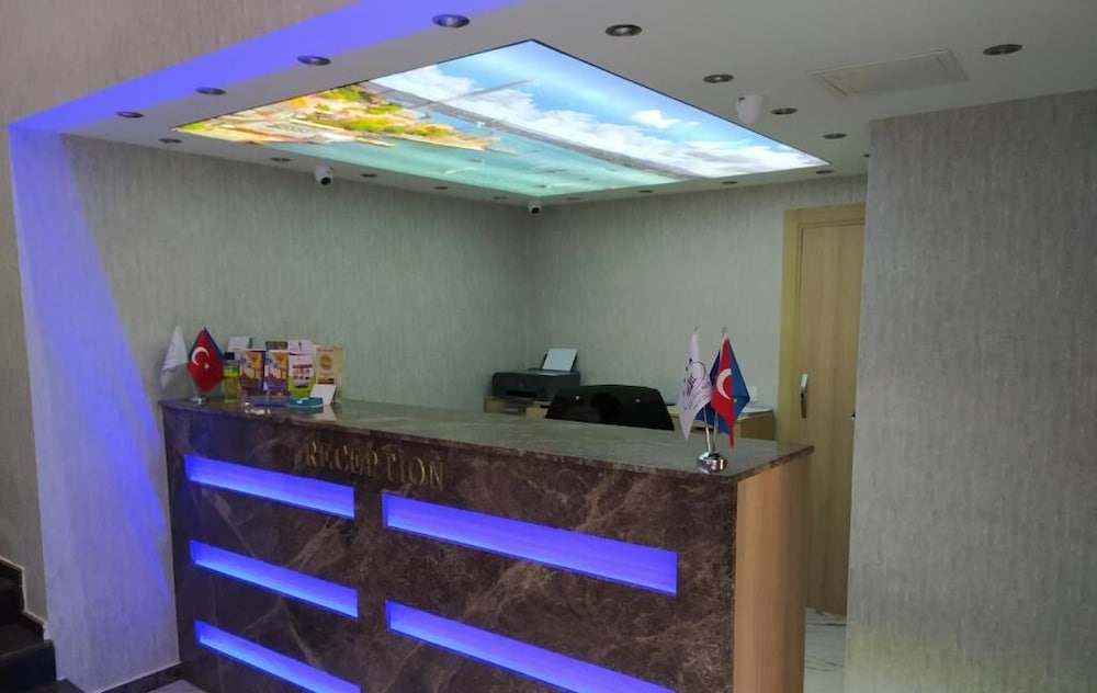 Elit Palace Hotel 7/45