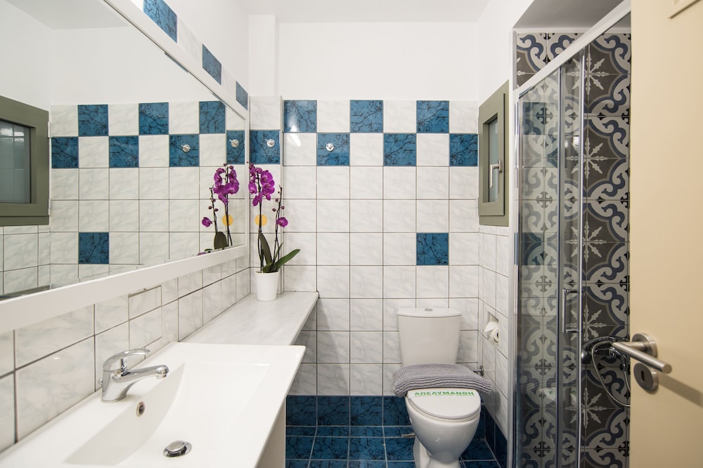 V Hotel Delphi 29/30