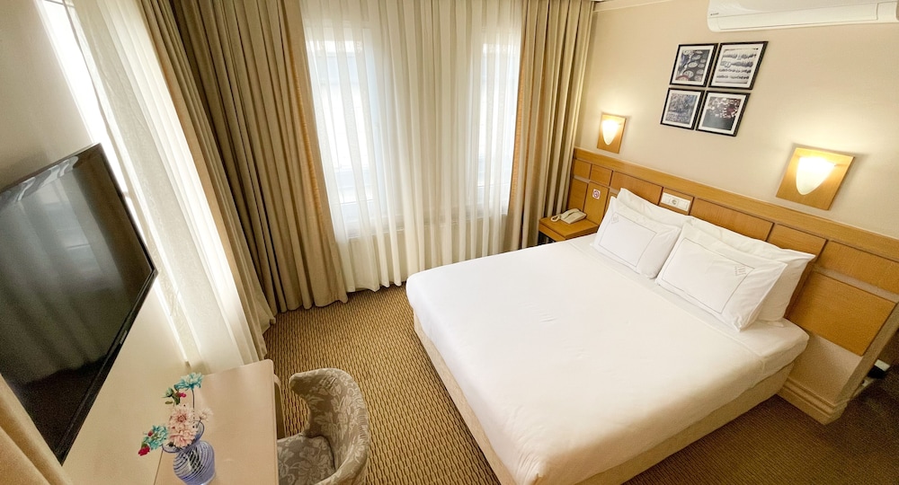 STANDARD, DOUBLE BED