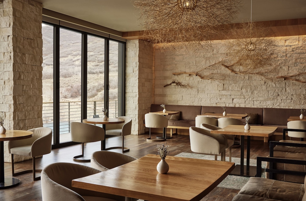 The Lodge at Blue Sky Auberge Resorts Collection 54/67