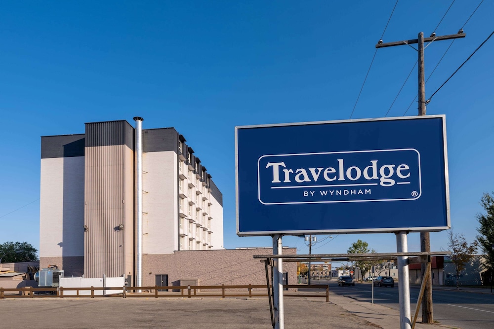 Travelodge by Wyndham Prince Albert 2/29