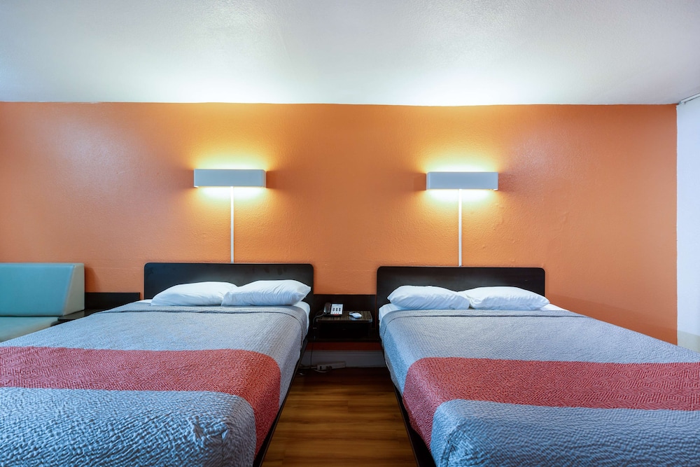Motel6 Houston Tx East 30/54