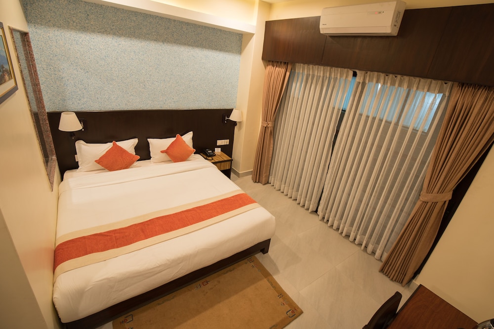 Hotel Shaara Pvt.ltd 7/50