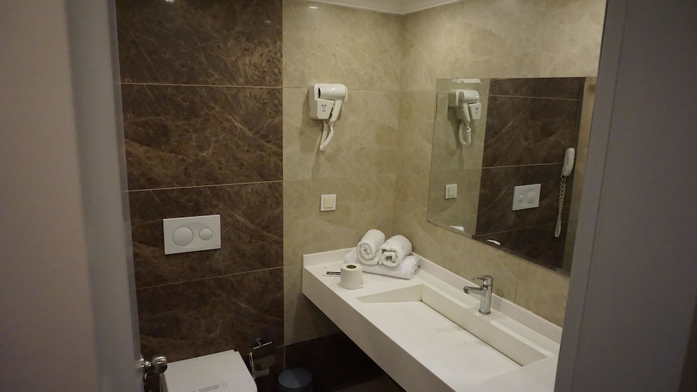 Ada Newday Resort Hotel & Spa 49/50