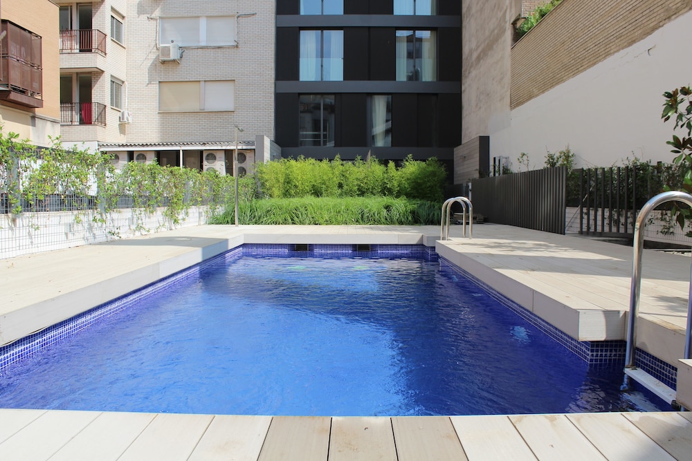 Apartamentos Hoom Juan Bravo 56 43/49