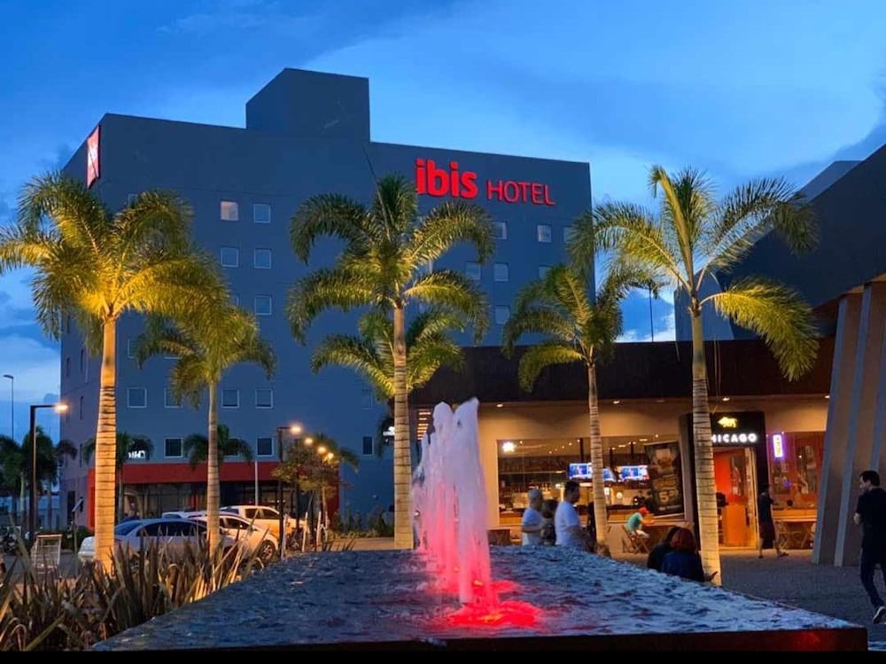 Ibis Jatai Hotel 46/50