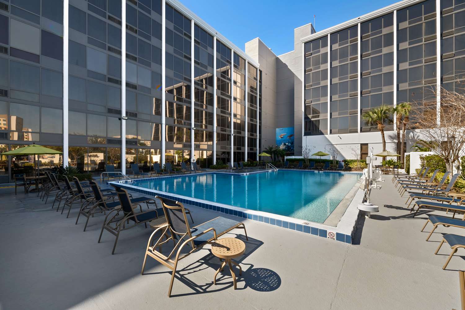 Best Western Orlando Gateway Hotel 40/42