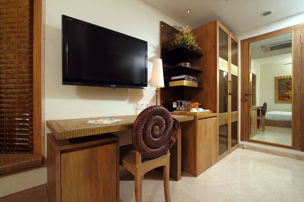 Hotel Le Sutra Hotel, Khar, Mumbai 10/60