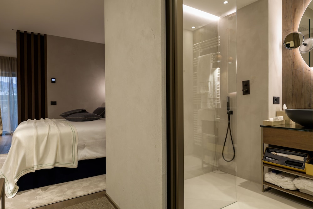 Collina Luxury Relais 58/61
