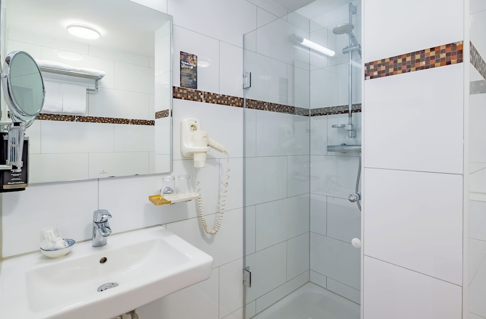 Rugs Hotel Dusseldorf 46/50