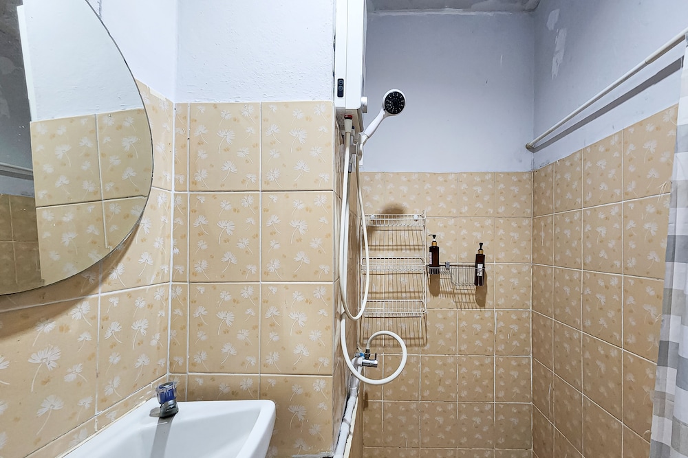 Freesia Saladaeng Silom Apartment 32/36