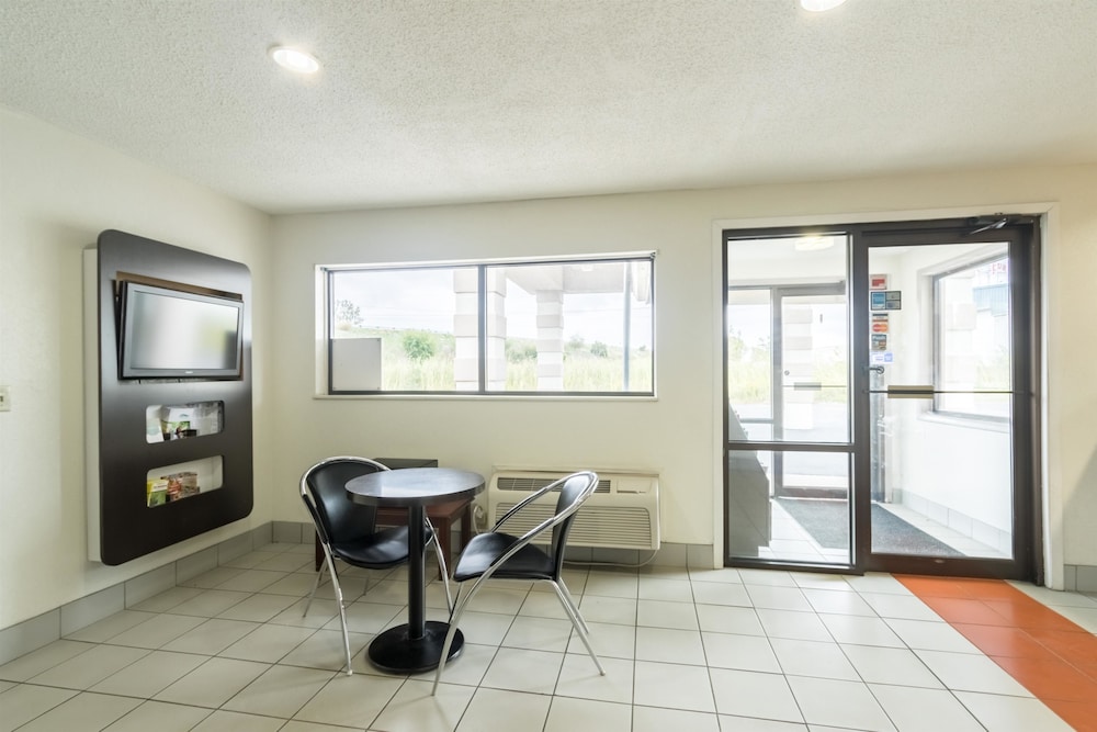 Motel6 Crawfordsville, IN 42/51