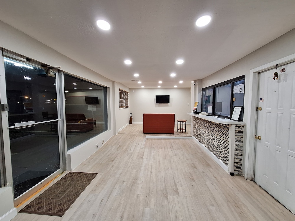 Budget Inn Roxboro 20/32