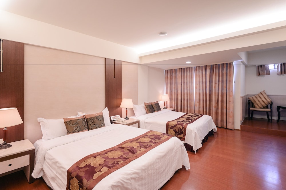 Waugh Den Hotel 29/61