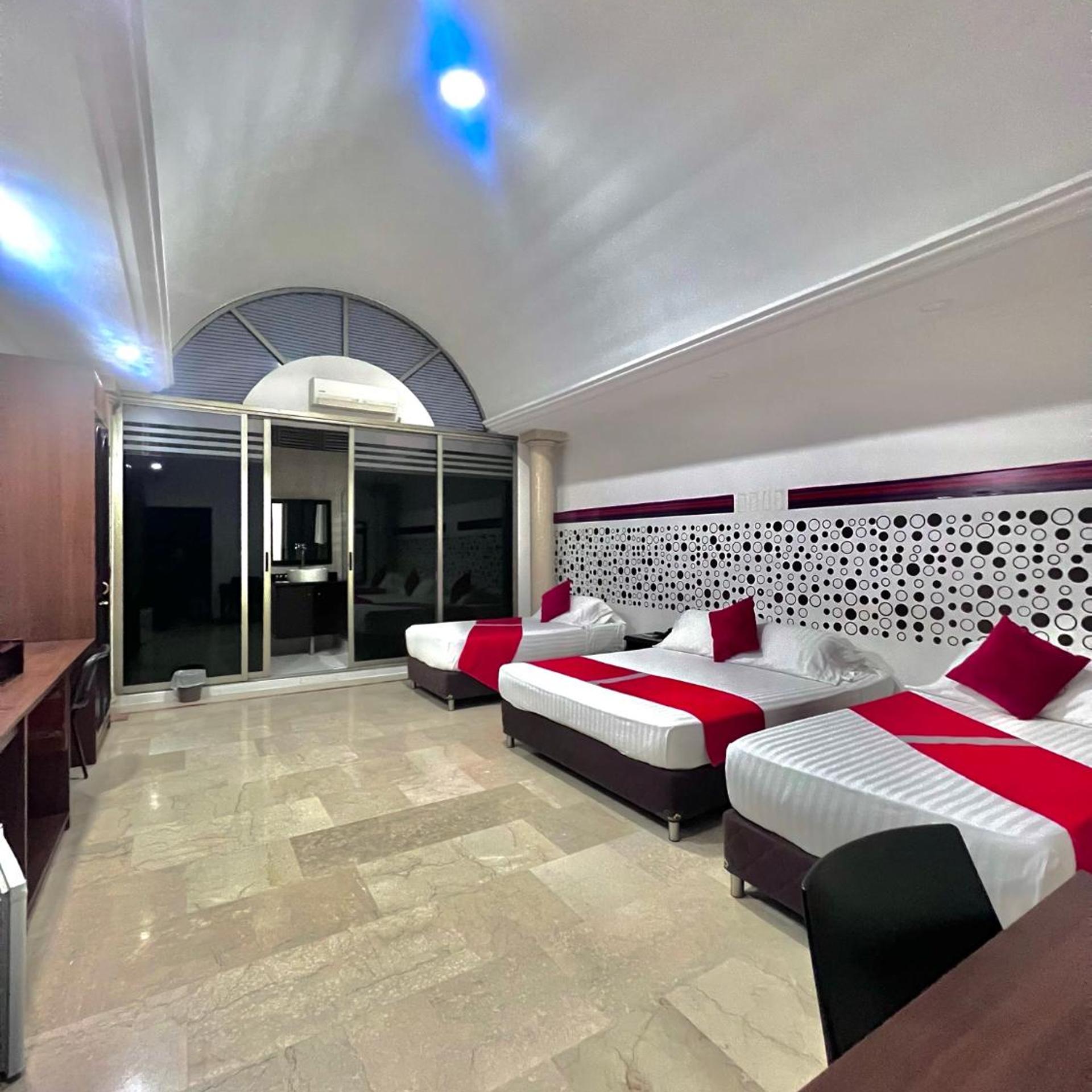Hotel Ingenio Reina Isabel 35/61