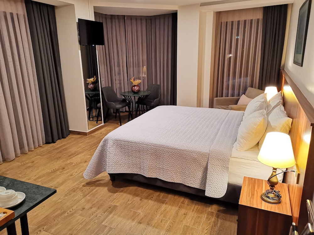 La Wisteria Boutique Hotel 28/66