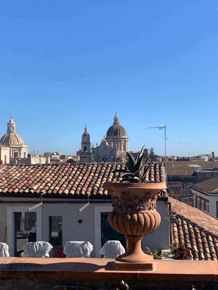 Asmundo Di Gisira 4/49