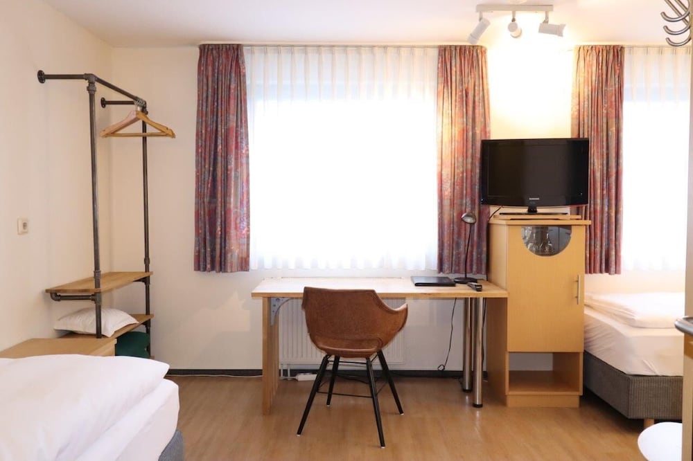 Hotel Hansen 29/41