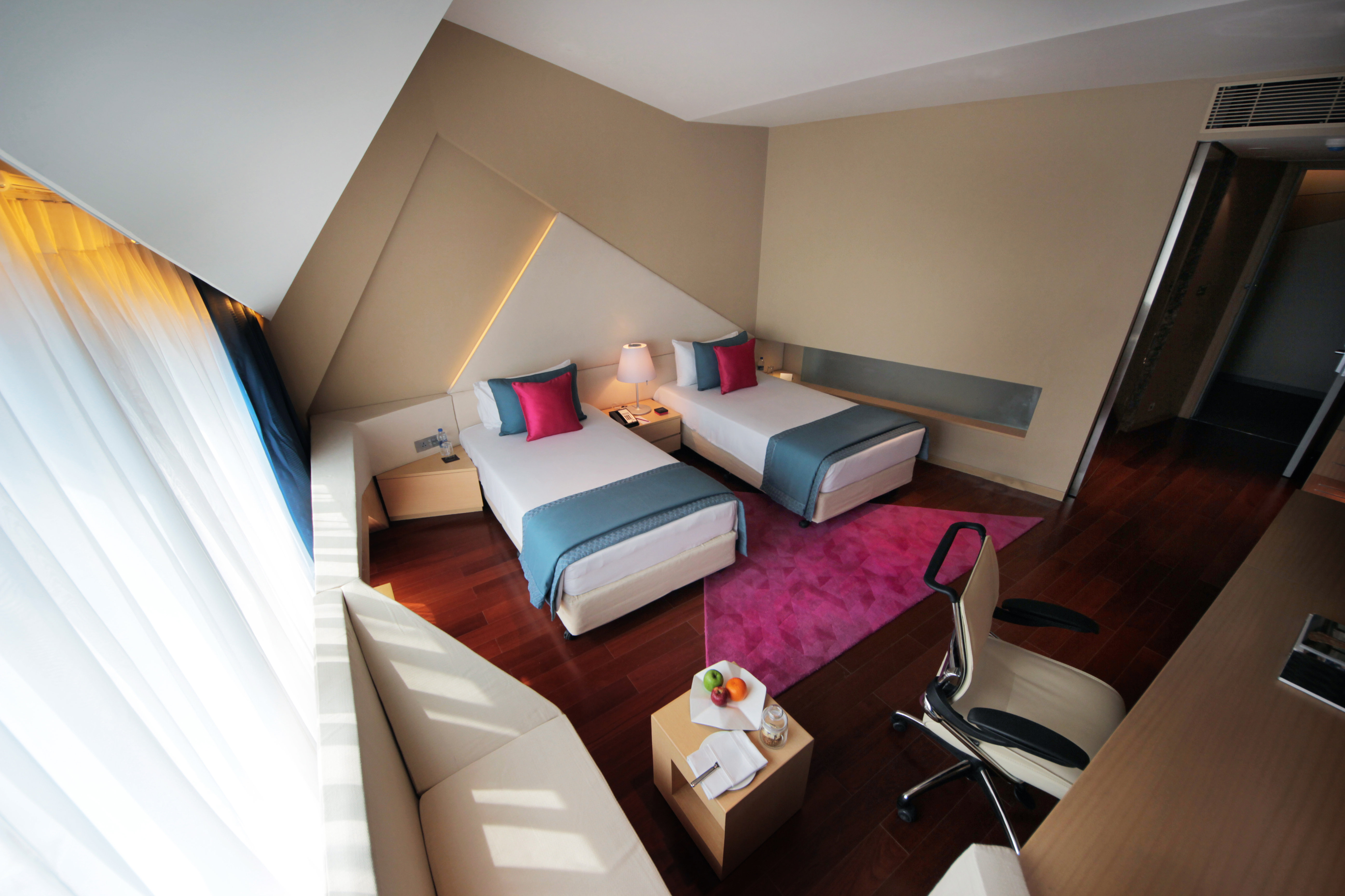 Delight, Deluxe, Twin Beds, City View