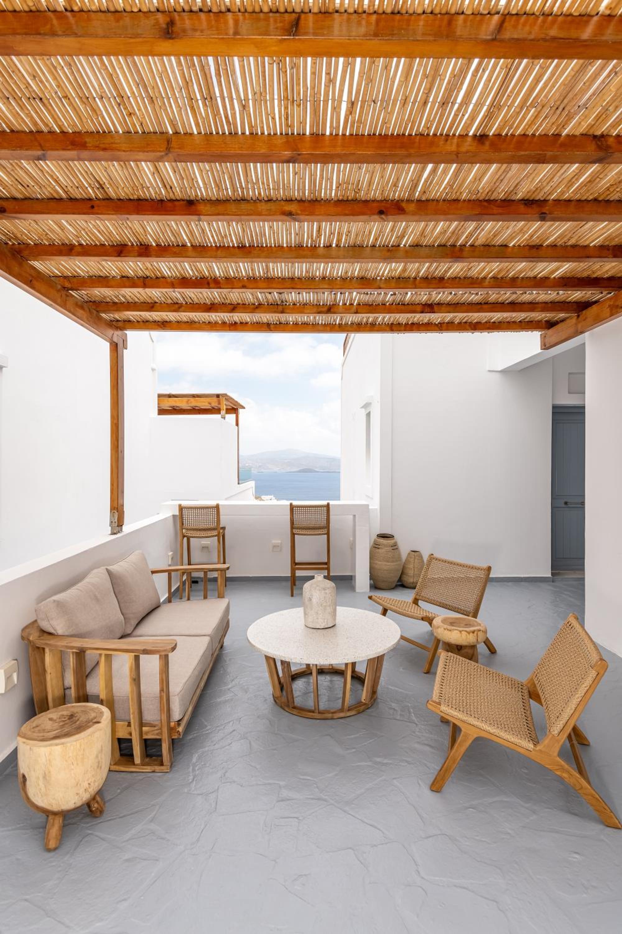 Oneiro Studios 27/50