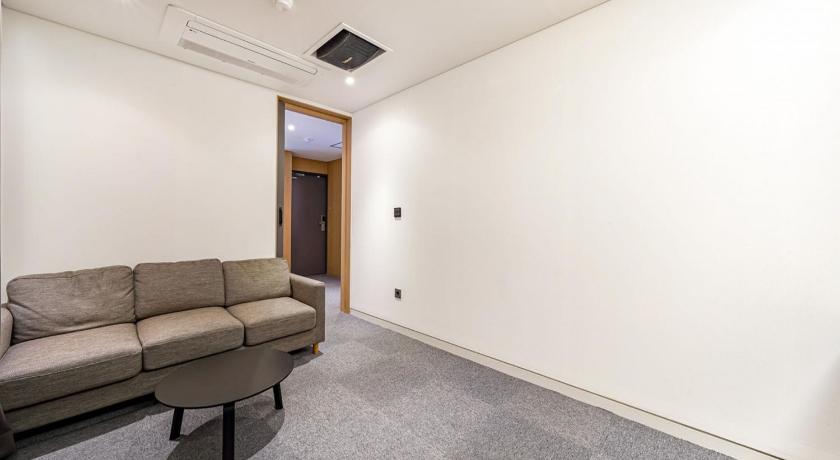 Haeundae Thevan Hotel 72/87