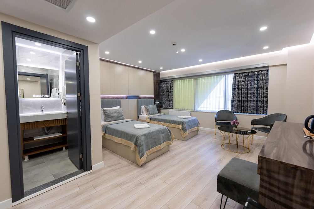 Meros Hotel 24/52