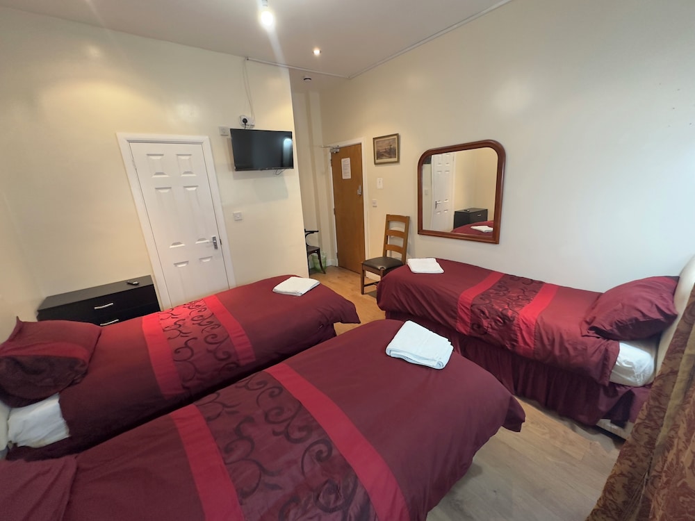 Dharma Lodge 38/47