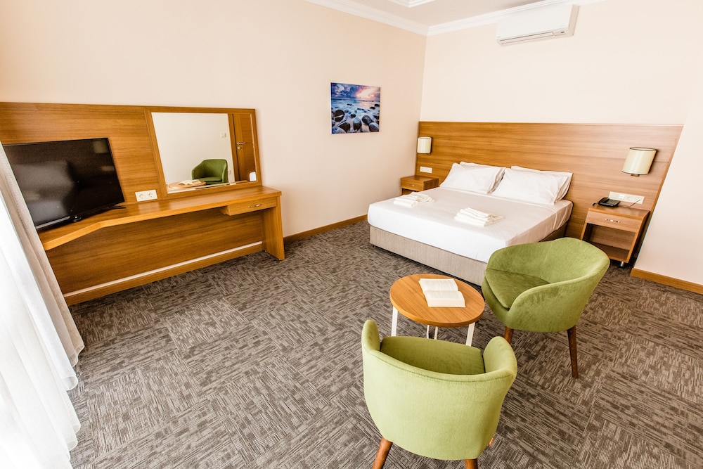 Club Marma Hotel 24/70