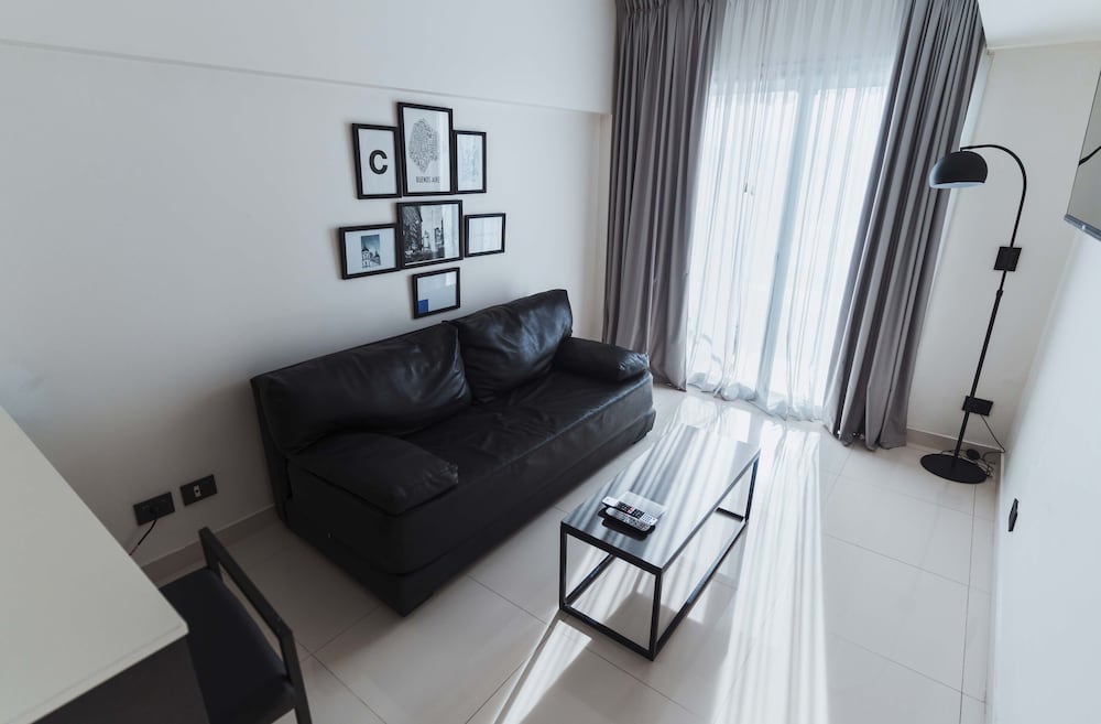 Reco by DOT Suites 68/92