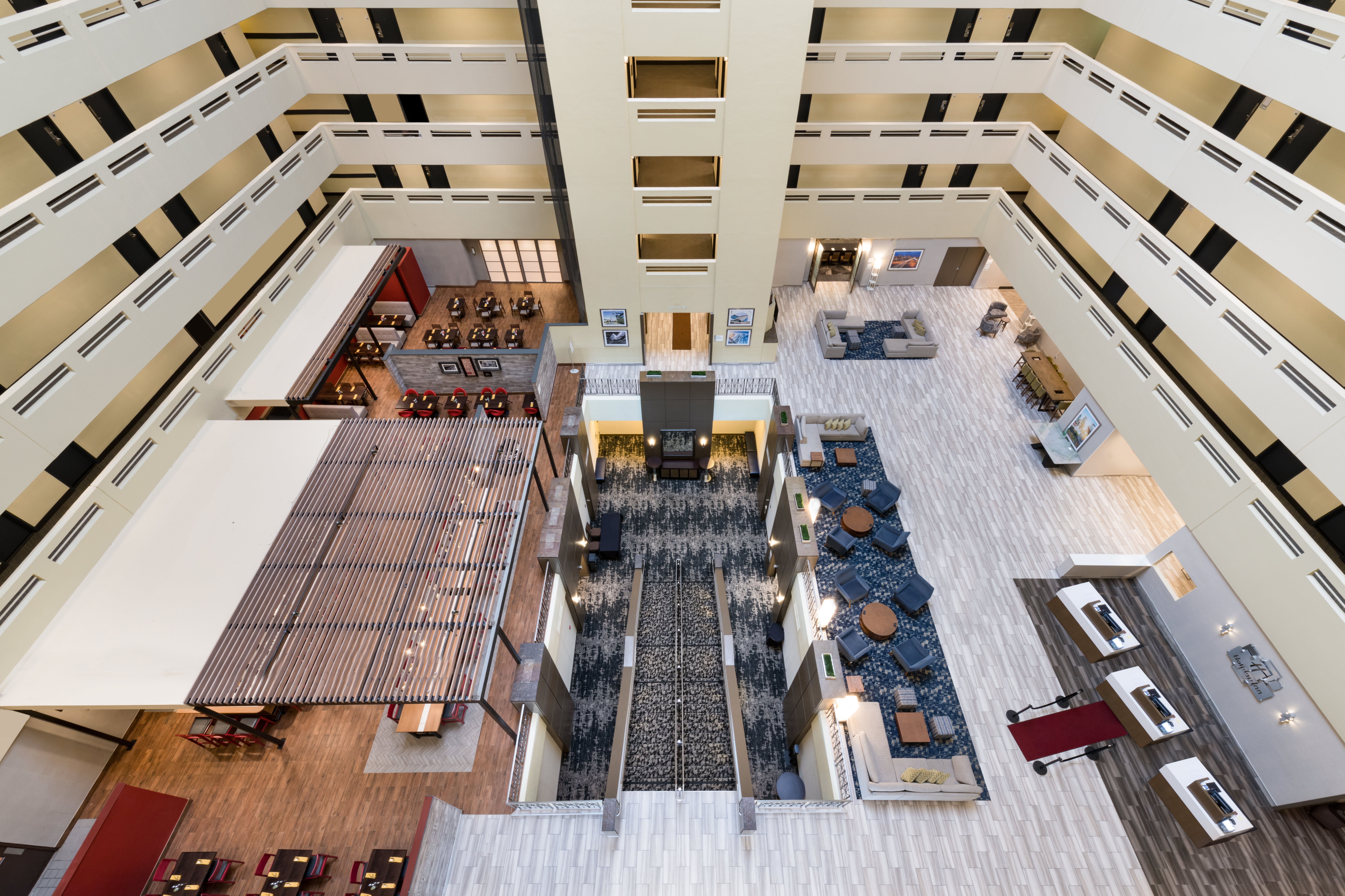 Holiday Inn Denver East Stapleton 44/67
