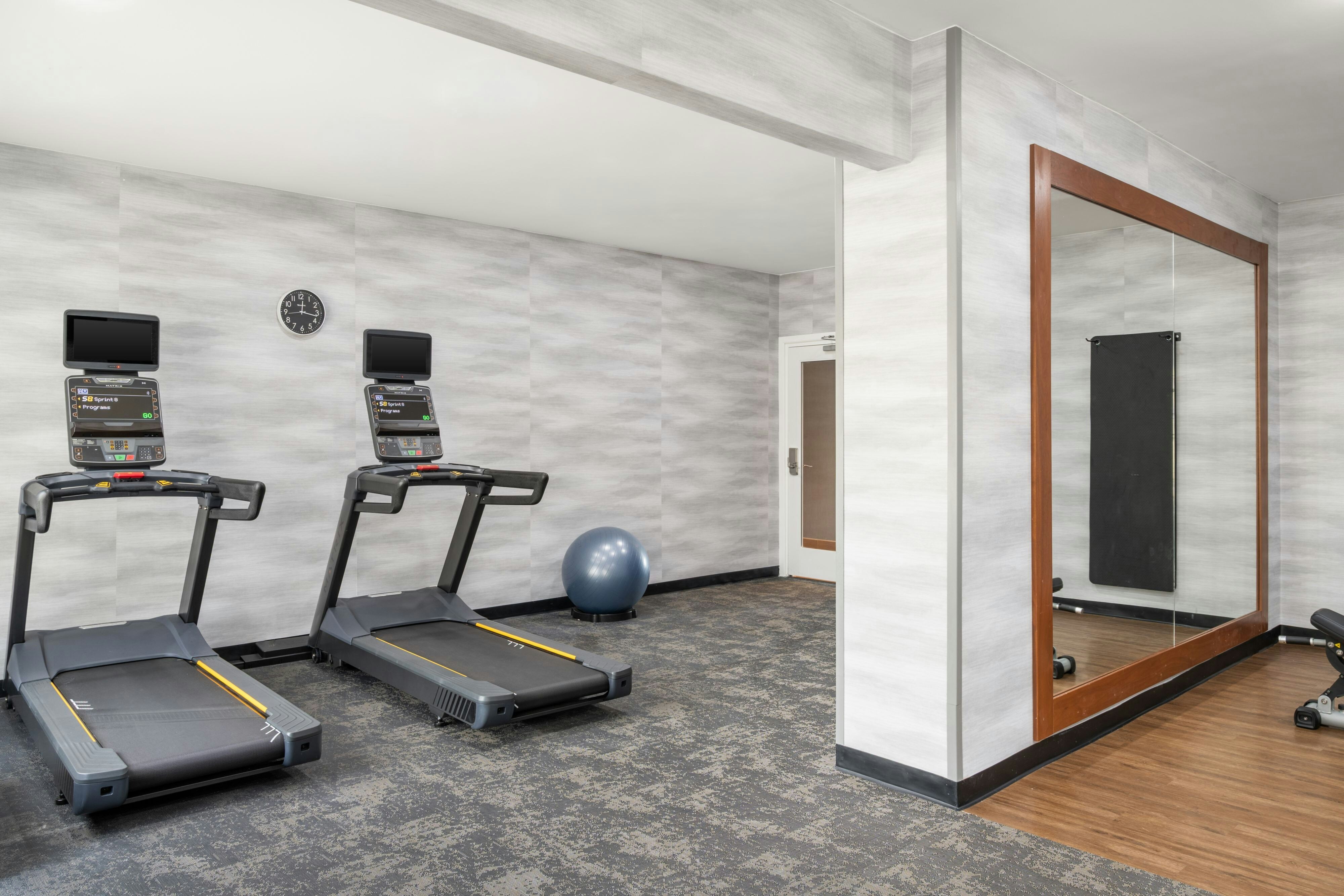 Fairfield Inn Suites Madison West Middleton 12/31