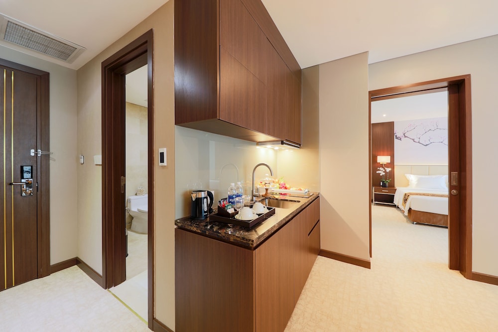 Grand Vista Hanoi 54/63