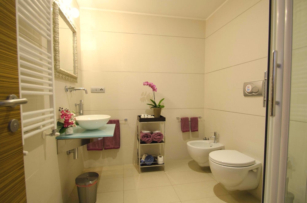 Interno 5 B&B 33/36