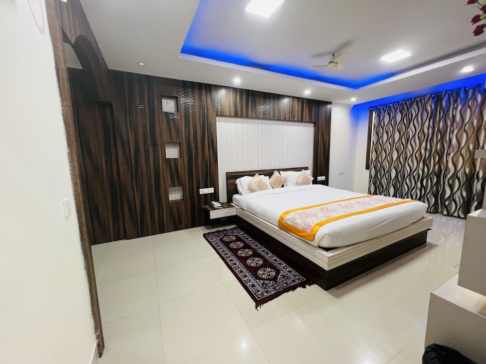 BODHGAYA REGENCY HOTEL 5/50