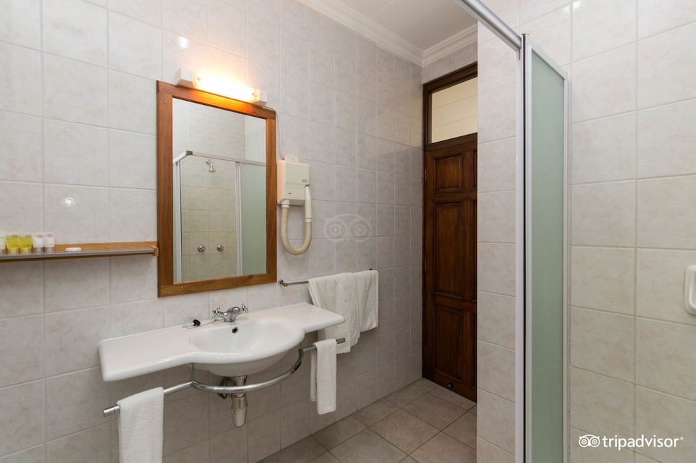 Gregoires Apartment 26/27