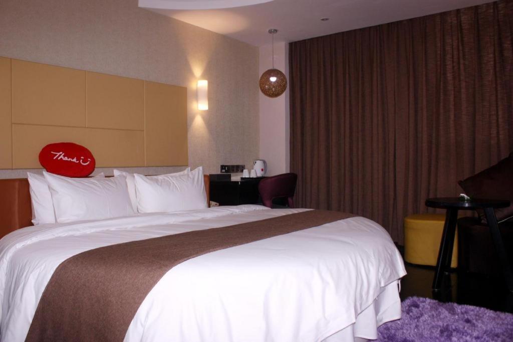 Thank Inn Plus Hotel (He'nan Zhoukou Chuanhui District Red Star Macalline) 20/49