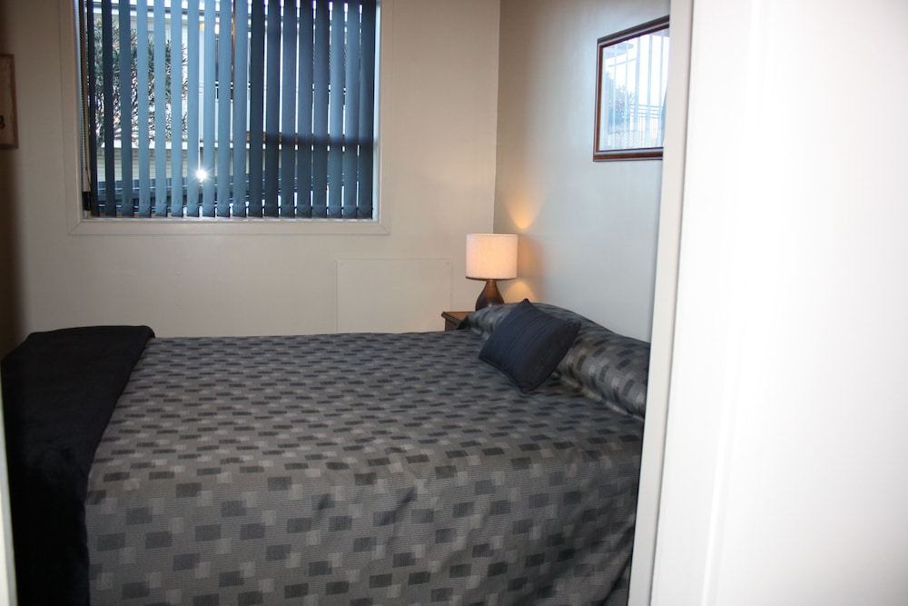 Ashbury Park Motel 15/27