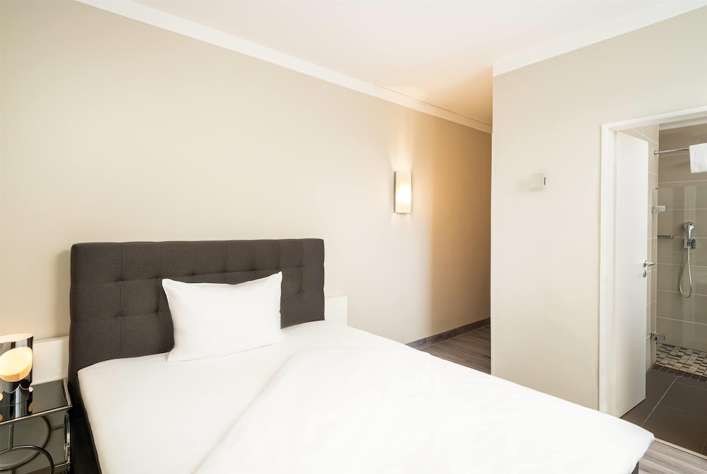 elaya hotel hannover city, Trademark by Wyndham 11/37