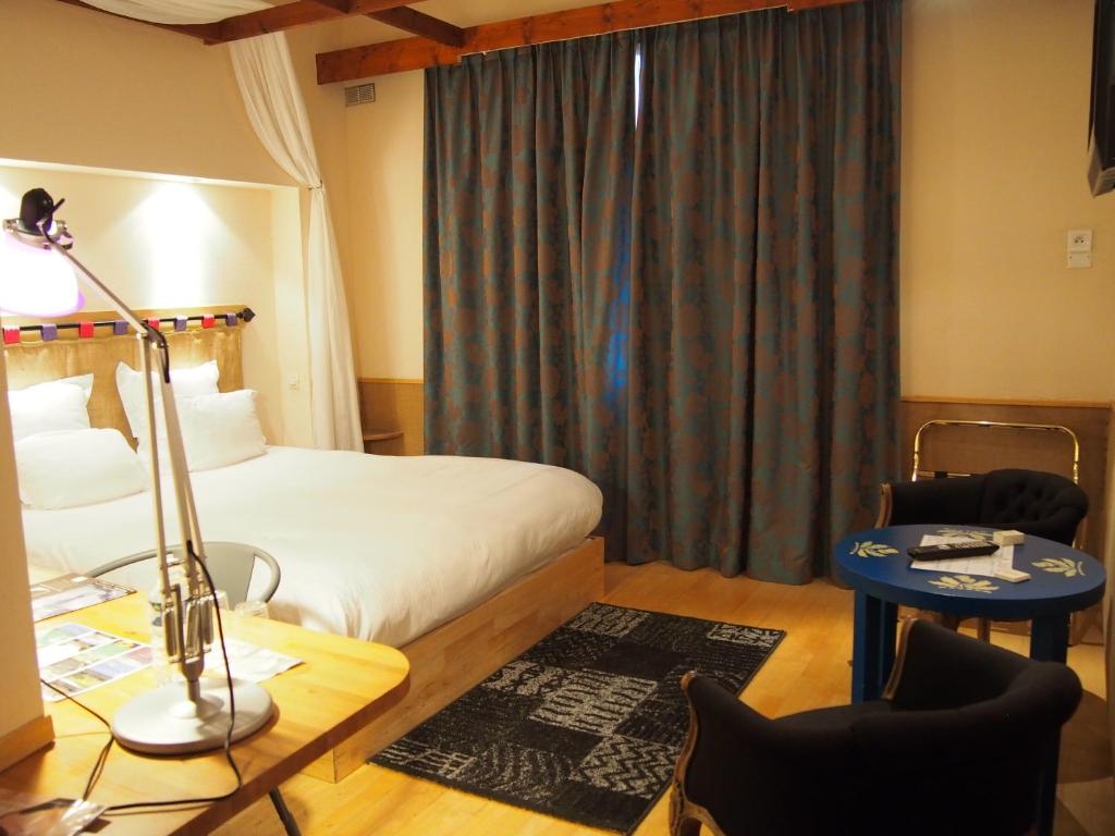 Hotel Les Pages 17/50