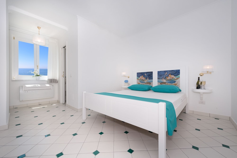 Vista D'amalfi 24/50