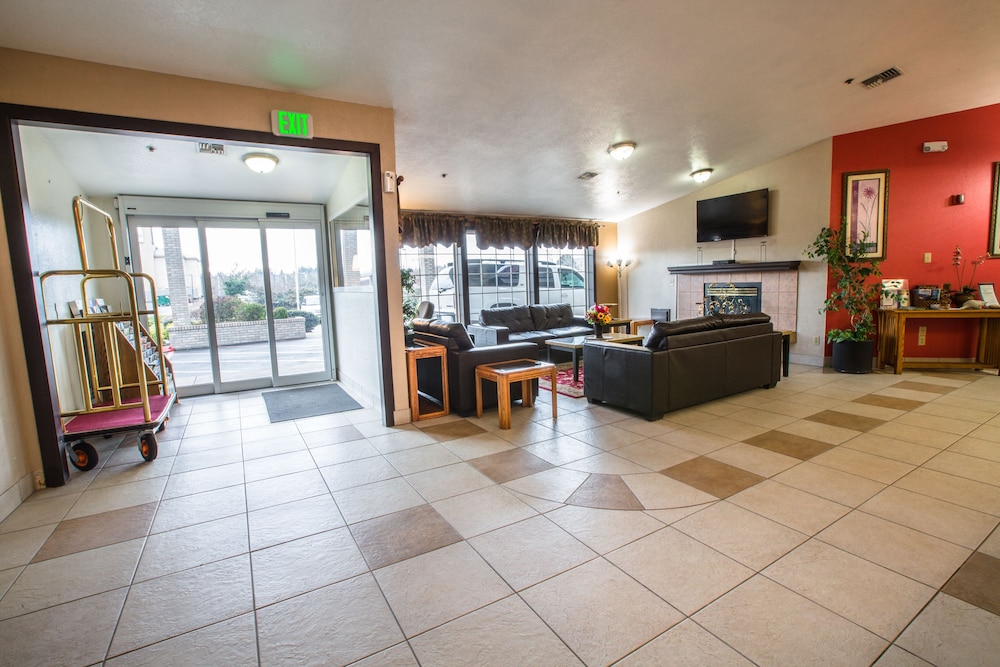 Bridgeway Inn and Suites Portland Airport (ex. Rodeway Inn and Suites NE 181st Avenue) 23/29
