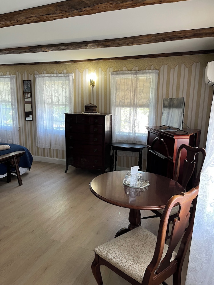 Old Orchard Beach Inn 60/79