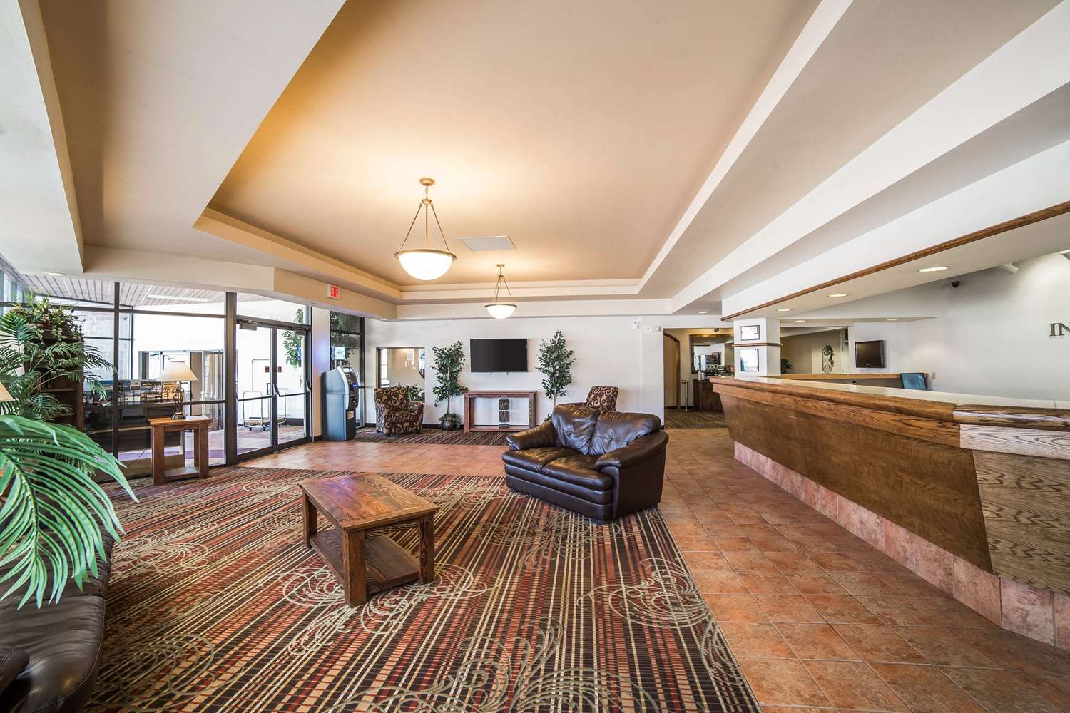 Studio6 Suites Butte, MT I-90 I-15 28/42