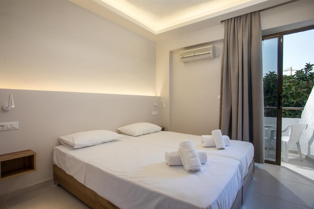 Nikos BnB Rooms 22/50