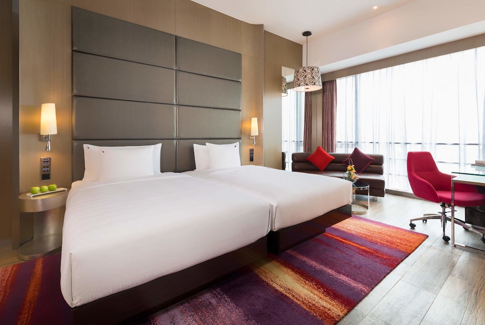 Hard Rock Hotel Shenzhen 30/94