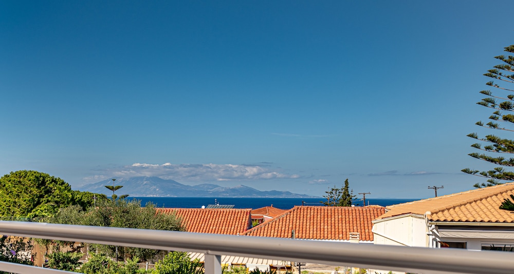 Ionian Aura Apartments 36/50