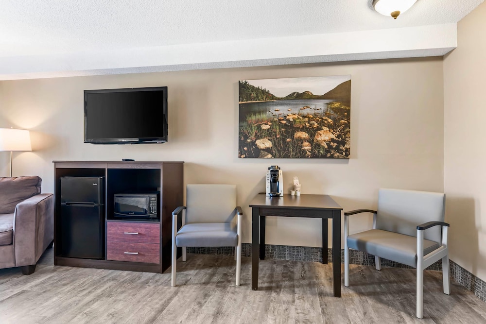 Black Bear Inn, an Ascend Collection Hotel 58/69