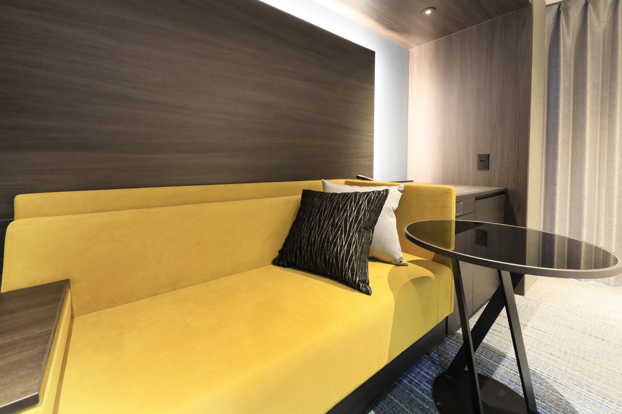 SUPERIOR, DOUBLE BED
